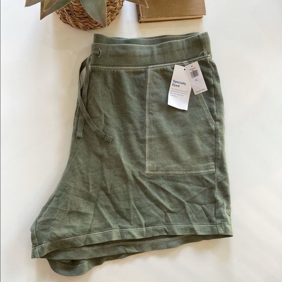 Old Navy Vintage Garment Dyed Utility Short - XLT - Picture 5 of 5